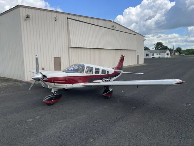 1978 Piper Cherokee 6/300
