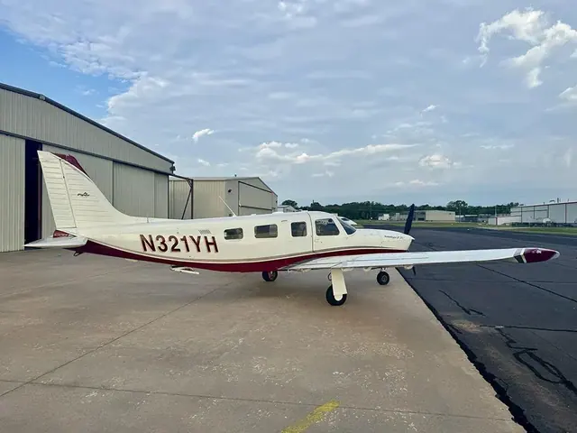 2005 Piper Saratoga II PA-32R-301T