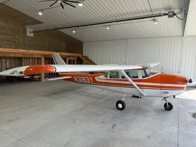 1962 Cessna 182 Skylane