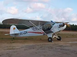 Piper J3 (L-4J) Cub