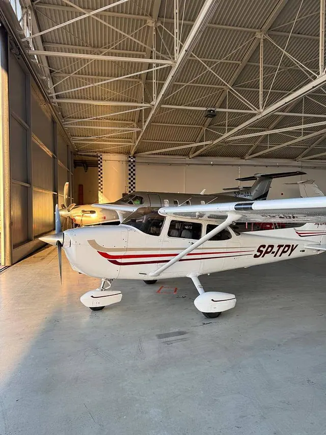 2003 Cessna 172 Skyhawk SP