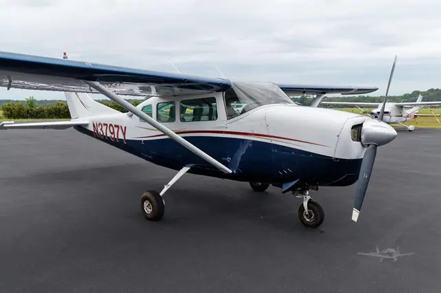 1964 Cessna 210