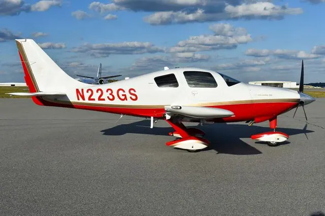 2007 Columbia 350SL