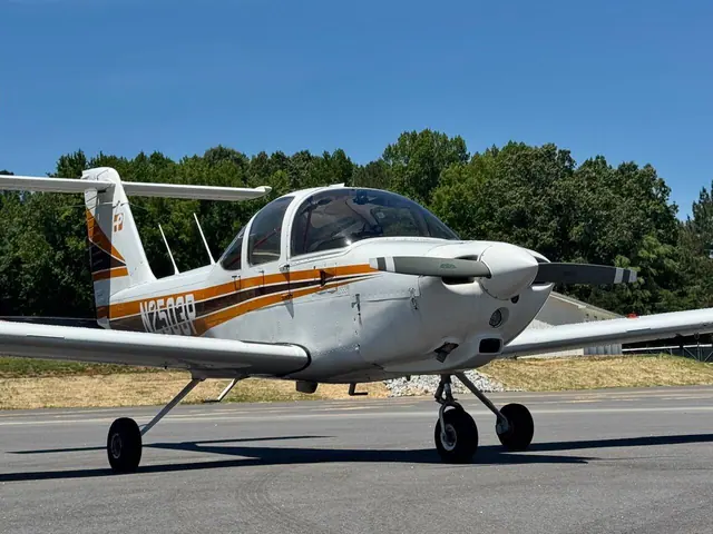 1979 Piper PA-38 Tomahawk