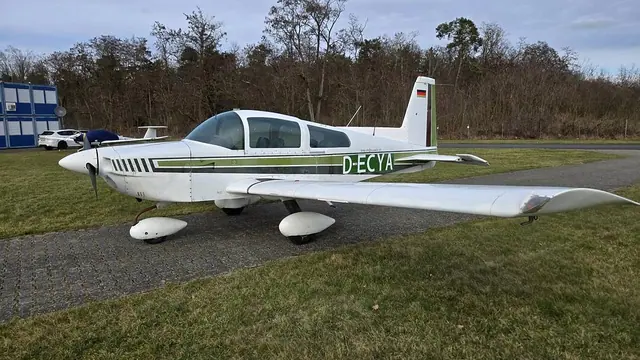 1975 Grumman American AA-5 Traveler