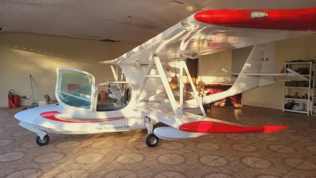 Edra / Scoda Super Petrel LS 2011