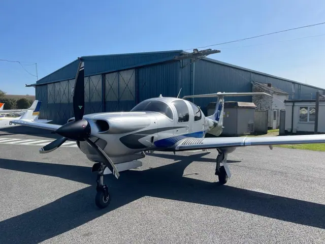 2021 Diamond DA50 RG, England, United Kingdom
