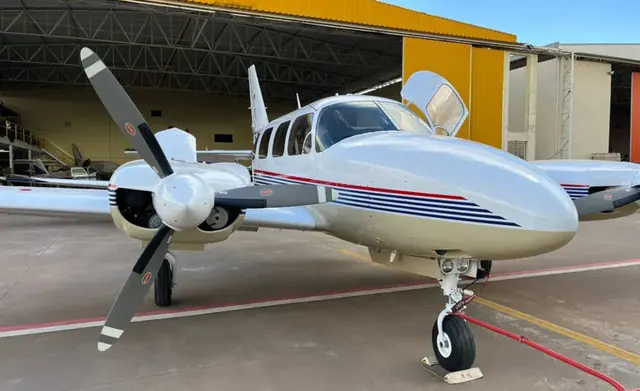 Piper Navajinho PA-31-325 – Year 1975 – 4,872 H.T.
