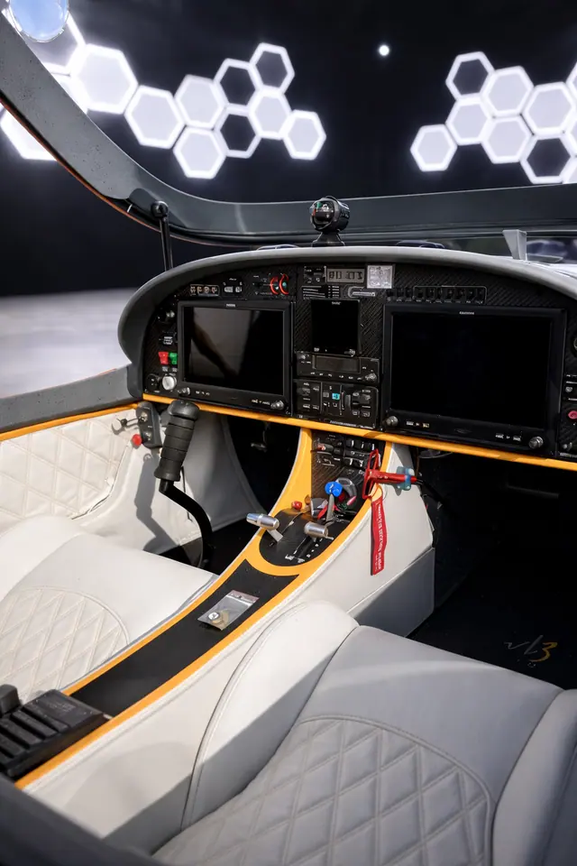 2020 JMB Aircraft VL3 912ULS (as new)