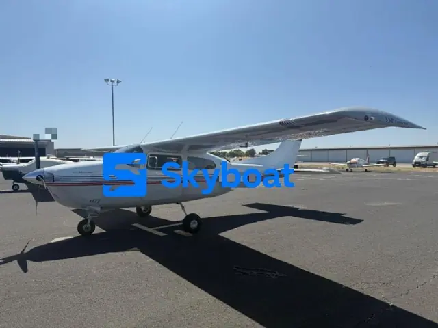 Cessna 210 Cessna 210L 1976