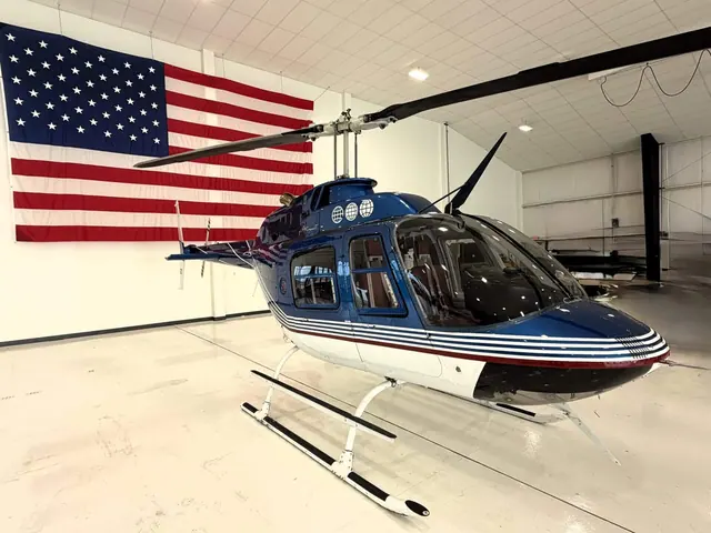 1993 Bell 206B3
