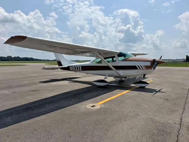 1965 Cessna 182h