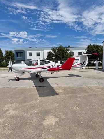 2023 Diamond DA40 NG (N779RA)