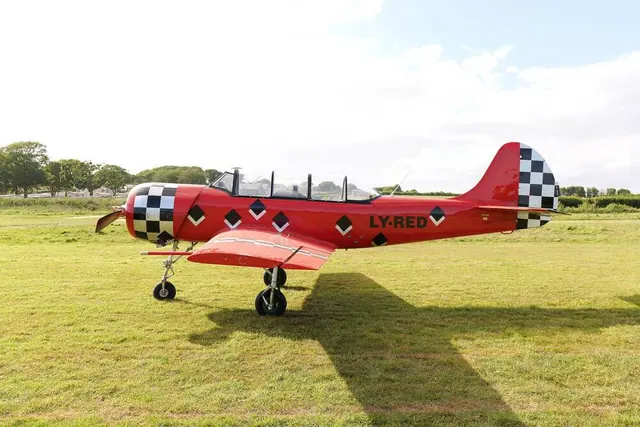 1982 Yakovlev Yak-52