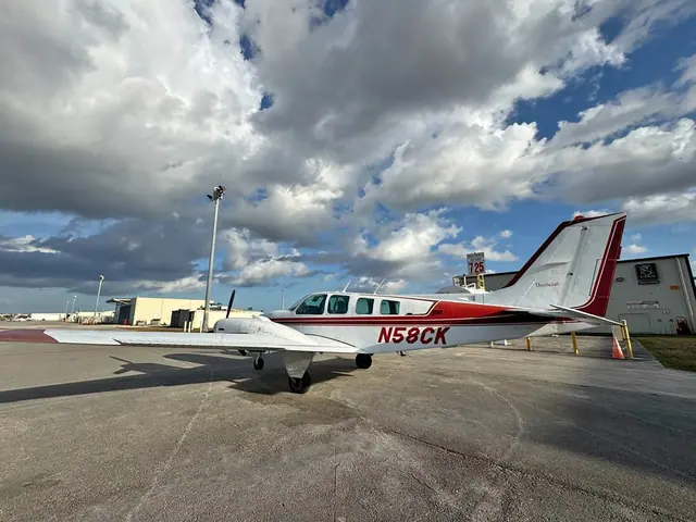 1974 Beechcraft baron 58