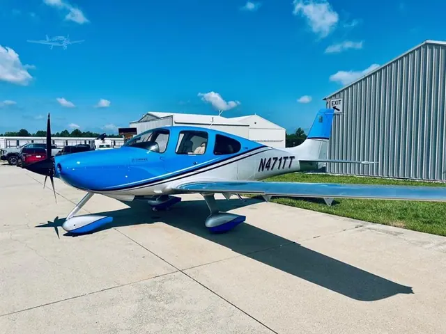 2010 Cirrus SR20-G3