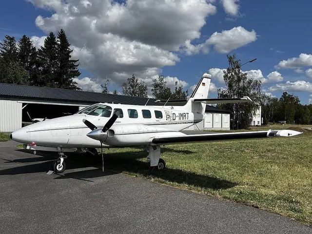 1982 Cessna T-303 Crusader 1/2 share