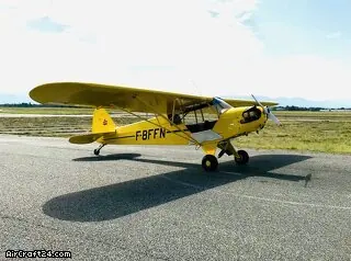 1945 Piper J3c ( L4 J Usaaf S/N 45-4608 )