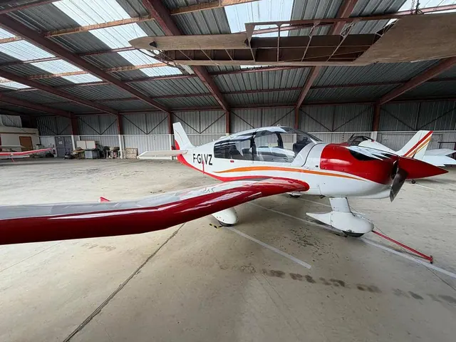 1993 Robin DR-400/160 Major
