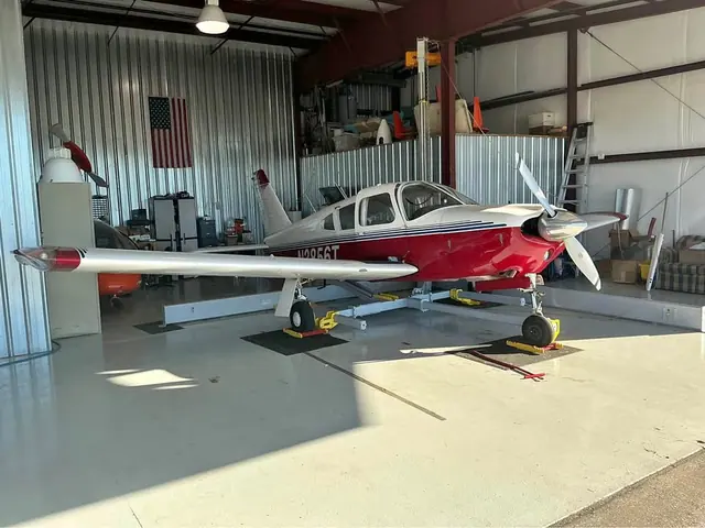 1967 Piper Arrow