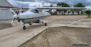 2000 Extra Aircraft 400