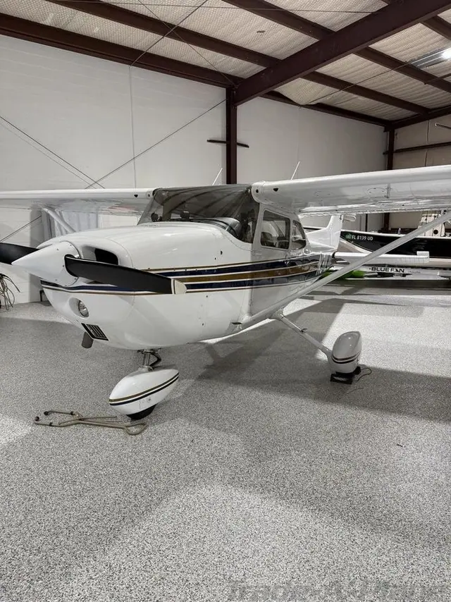 1974 Cessna 172M Skyhawk