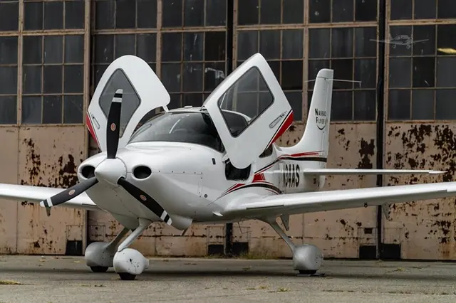 2021 Cirrus SR20-G6 (N34AS)