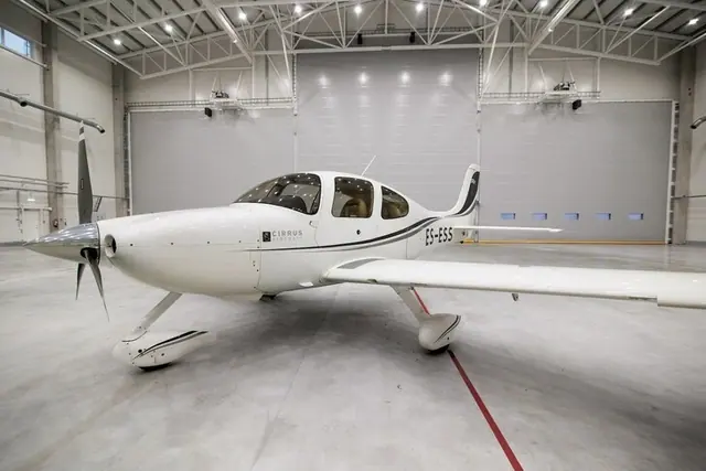 2005 Cirrus SR22 G2, England, United Kingdom