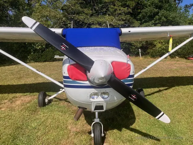 1977 Cessna 172 N