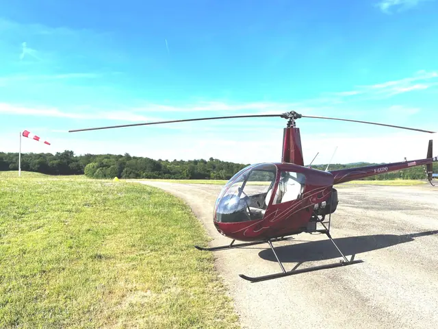 2000 Hélicoptère Robinson R22