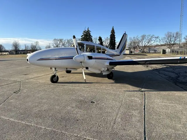 1969 Piper Aztec D