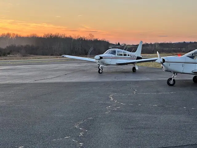 1978 Piper Arrow III (PA-28R-201)