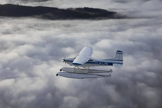 1977 Cessna 185