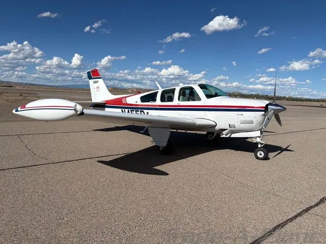 1989 Beechcraft F33A Bonanza