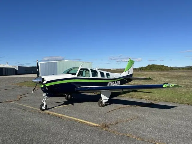 1974 Beechcraft A36 Bonanza