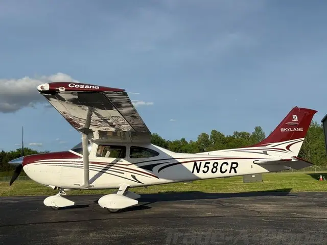2005 Cessna 182T Skylane