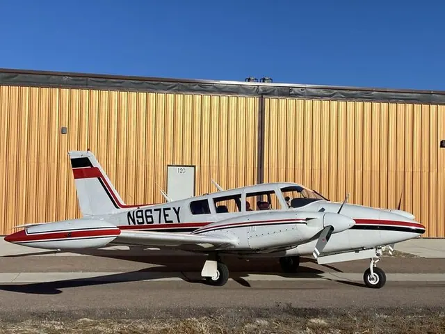 1967 Piper PA-30 Twin Comanche
