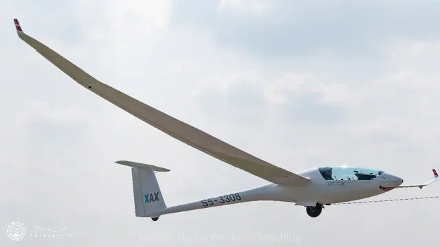 Sportine Aviacija Ir Ko LAK-17A FES