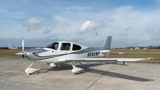 2006 Cirrus SR22-G2
