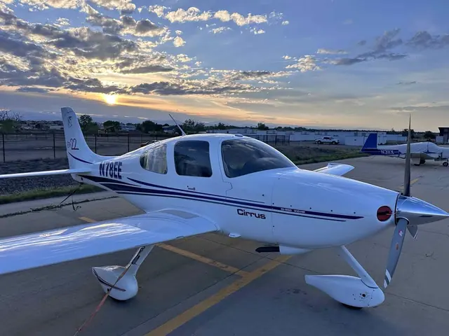 2002 Cirrus sr 22