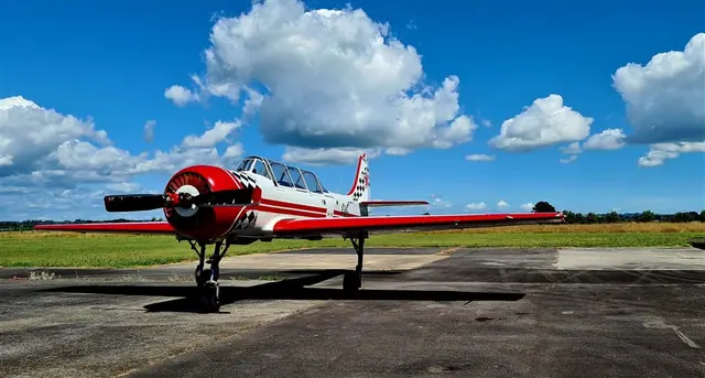 1996 Yakovlev Yak 52