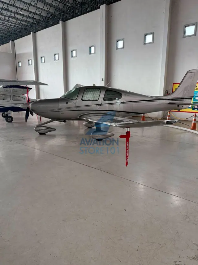 Cirrus SR22T G5 GTS 2016