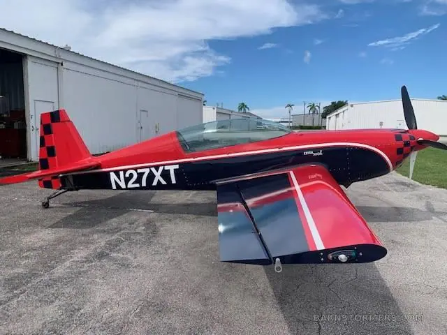 2006 Extra 300/L