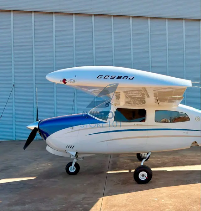 Cessna 210N – Year 1982