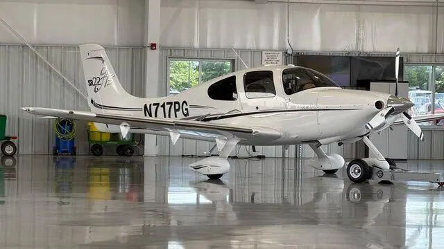 2005 SR22-G2 GTS (N717PG)