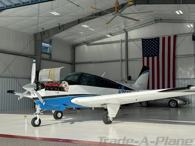 1981 Beechcraft F33A Bonanza