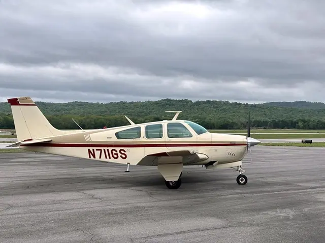 1971 Beechcraft F33A Bonanza