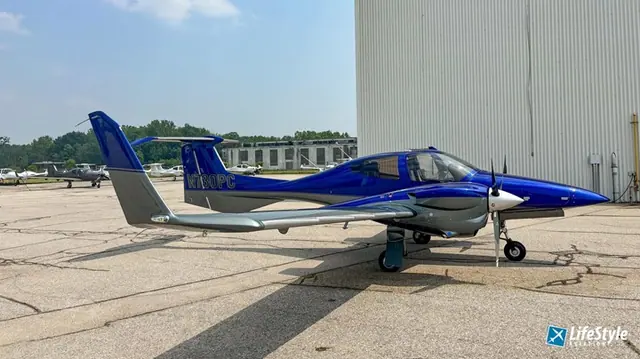 2025 Diamond DA42 VI