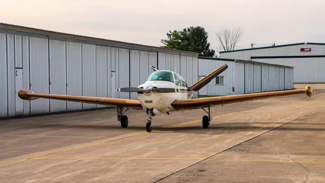 1960 Beechcraft M35 Bonanza
