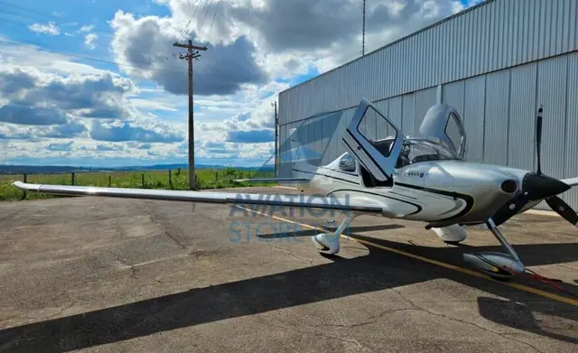 Cirrus SR22 G3 GTS – Year 2007 – 2,470 H.T.